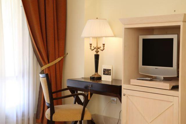 Hotel Lido Degli Scogli 克罗托内 外观 照片